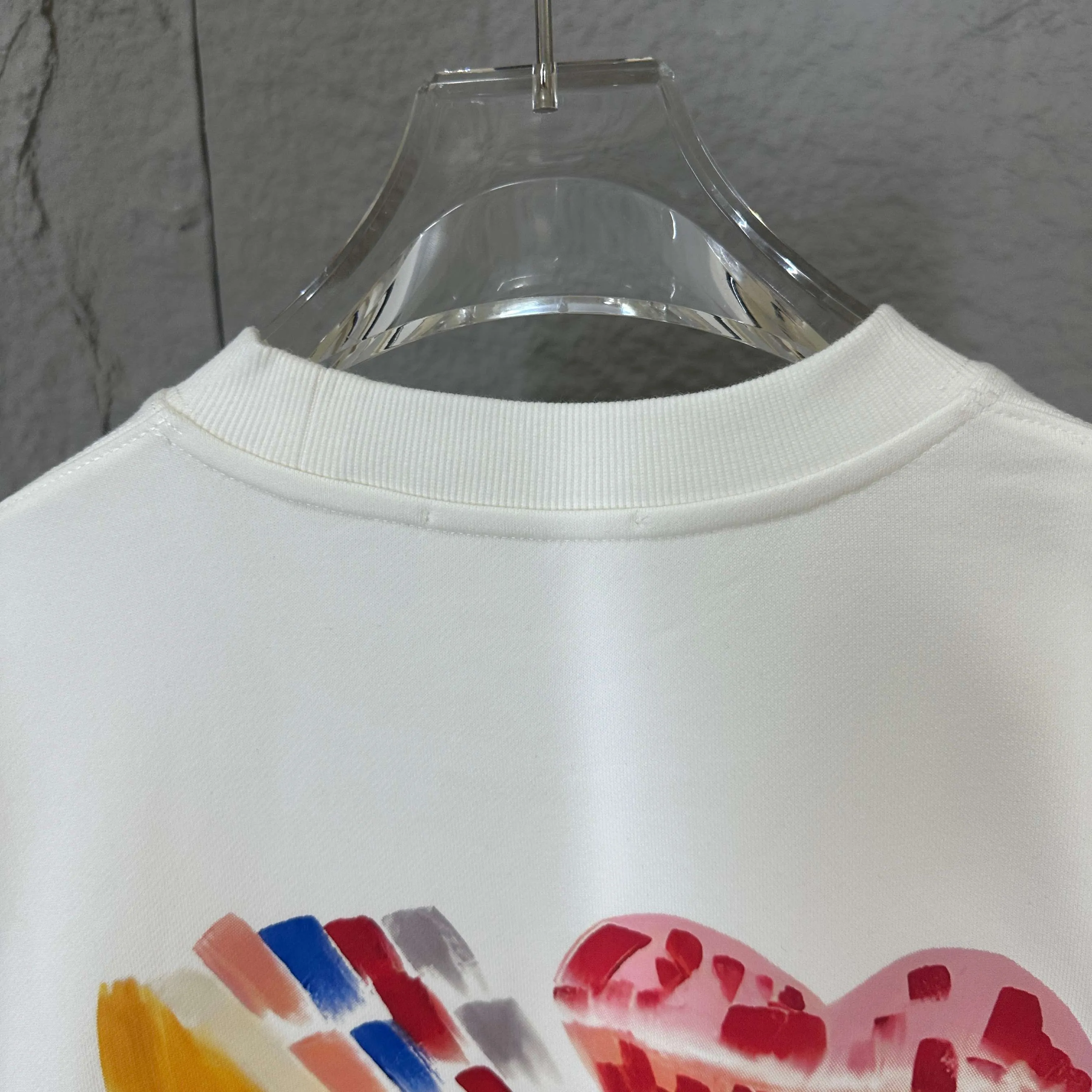 🅿️240 Ami love 2025 early autumn and winter new style classic simple love letter printing design personalized logo custom terry fabric long-sleeved T-shirt same style for men and women Color: black white Size: S (90-130 catties) M (120-150 catties) L (140-165 catties) XL (160-180 catties) XXL (180-210 pounds)