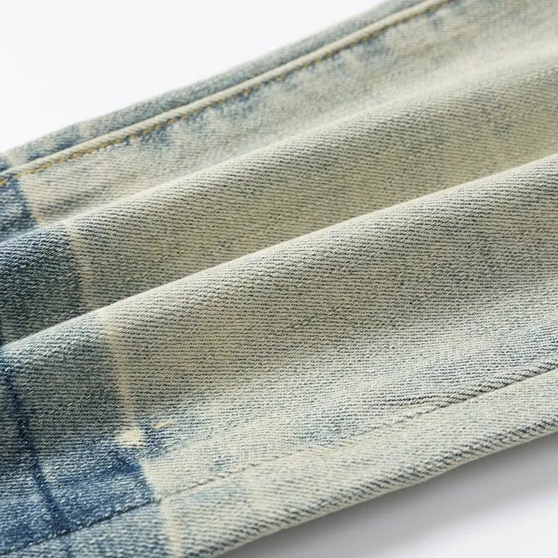#N21 P246💰 (Top version) AMIRI hot-selling high street jeans, slim-fit stretch washed knife-cut trousers for men, AMIRI amiri is transliterated as Emil, which is the name of the founder. Mike Amiri, the founder of amiri, grew up in Los Angeles, USA. He was influenced by local street culture and Punk Rock since he was a child, so he founded the amiri brand named after himself. A variety of trendy clothing meets the needs of different fashion players. Amiri clothing has novel and unique styles and is a well-known street brand in the United States. The styles and styles of many clothes are loved by many street photographers. The various clothing styles meet the dressing needs of different people, show their unique temperament, and show the trend of dressing. amiri's jeans are relatively famous. Not only do they have many styles, but the quality of the jeans is also very good. Many celebrities have also worn amiri brand jeans. Color: Picture color Size: 28, 30, 32, 34, 36 28 30 32 34 36 Waist 71 76 81 86 91 Qianlang 26.5 27.5 28.5 29.5 30.5 Hou Lang 37 38 39 40 41 Foot 14 14.8 15.6 16.4 17.2 Foreign Minister 100 102 104 106 107