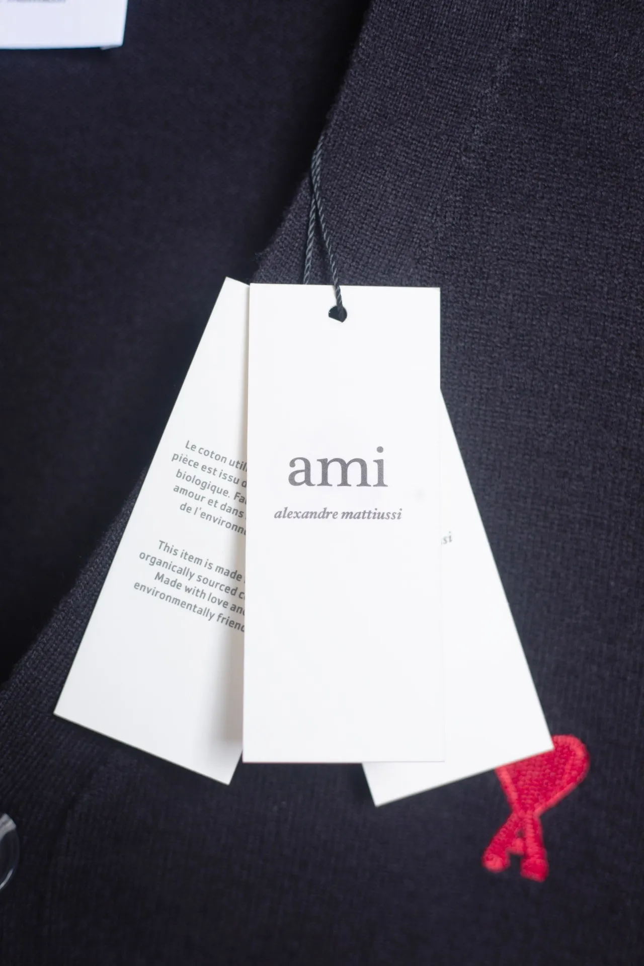 P176 Style No.: MQ803 AMI Classic Little Love Series Embroidered Cardigan Sweater Highest Version Supports Comparison Color: Black Size: S-XL