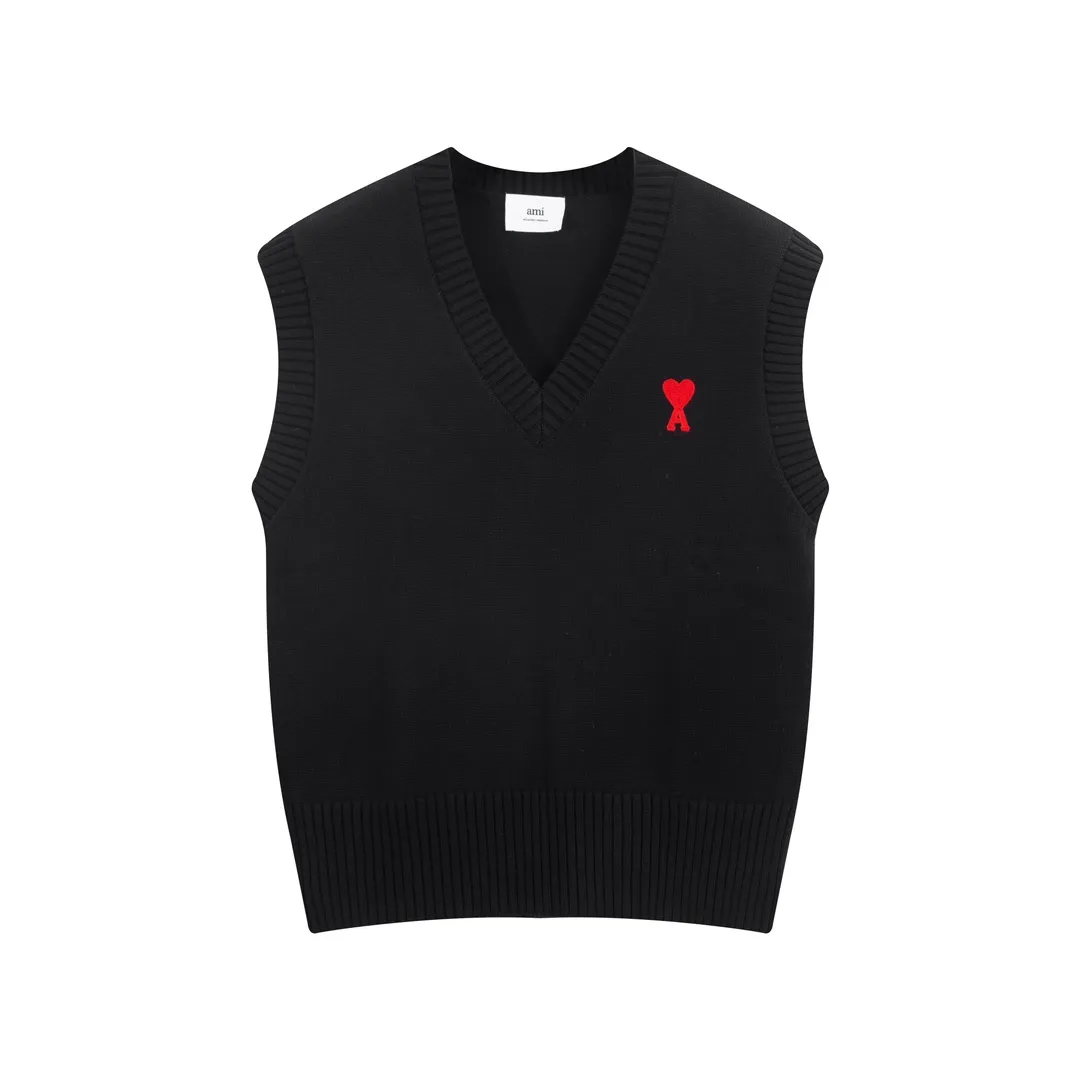 A086# AMI Paris2023 new product Sleeveless sweater vest vest with small love heart towel embroidery on the chest. Carefully woven with cotton and wool blended yarn. Same style for men and women. Color: black, white, blue. Size: S-XL