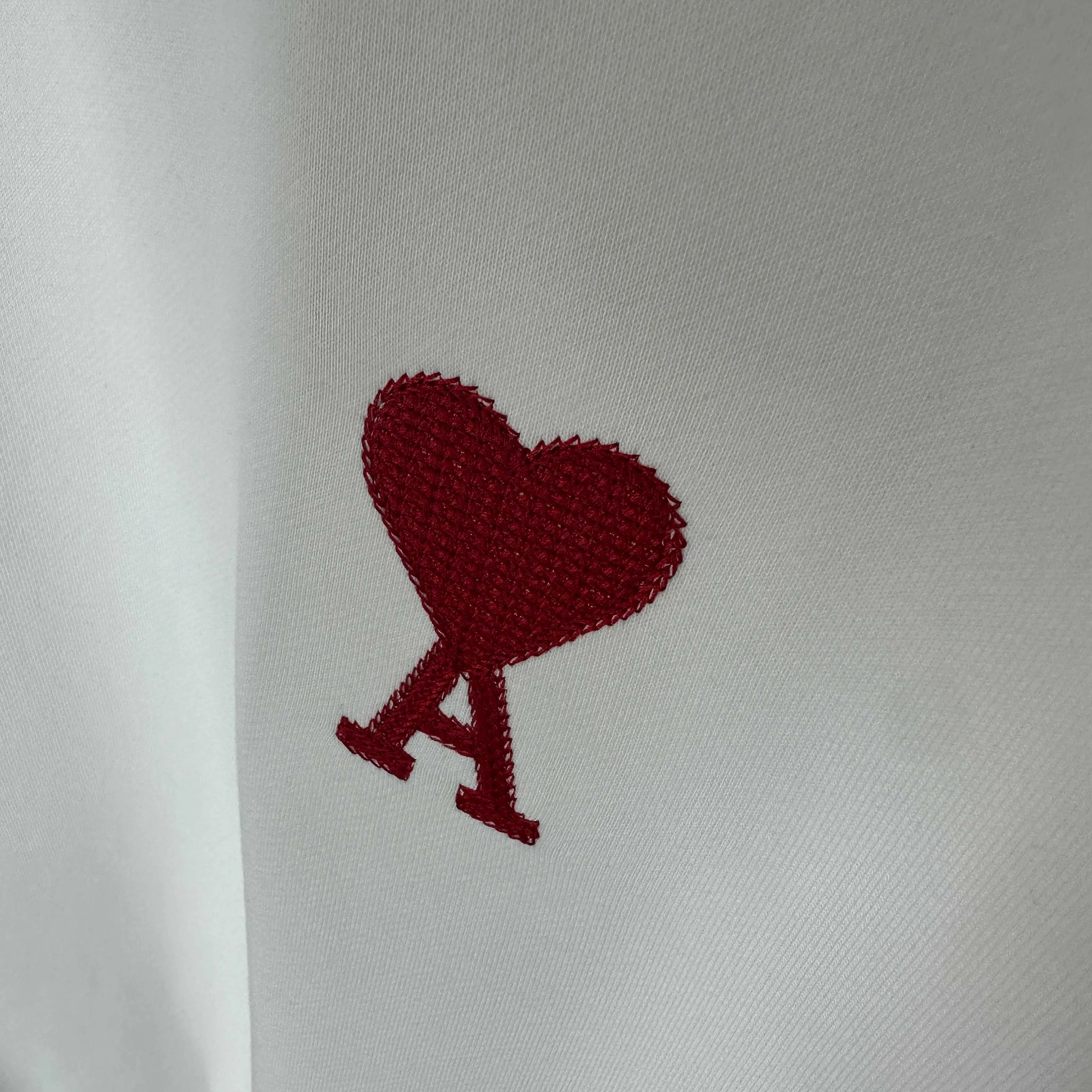 🅿️250 Ami Love 2025 Early Autumn and Winter New Style Classic Simple Embroidery Three-dimensional Big Love Letters Personalized Logo Customized Terry Fabric Long Sleeve T-shirt Unisex Color: Black White Size: S (90-130 catties) M (120-150 catties) L (140-165 catties) XL (160-180 catties) XXL (180-210 pounds)