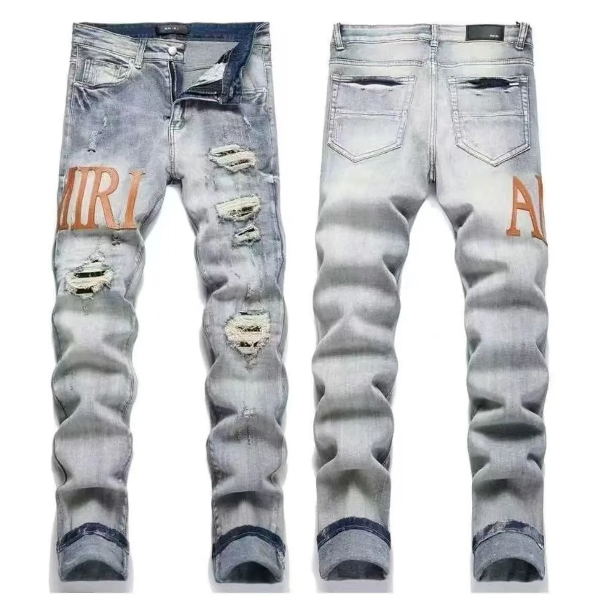 #M03 P168💰 AMIRI splash-ink medal patch embroidered jeans trousers AMIRI high street basic ripped tight stretch jeans trousers Amiriamiri is transliterated as Emil, which is the name of the founder. Mike Amiri, the founder of amiri, grew up in Los Angeles, USA. He was influenced by the local street culture Rock since he was a child, so he founded the amiri brand named after himself. A variety of trendy brand clothing meets the needs of different trendy players. Amiri clothing has novel and unique styles and is a well-known street brand in the United States. Many of its styles and styles are loved by many street photographers. Various clothing styles meet the needs of different people, show their unique temperament, and show the trend of dressing. amiri's jeans are relatively famous. Not only do they have many styles, but the quality of the jeans is also very good. Many celebrities have also worn amiri brand jeans.  The jeans of the amiri brand break through the production process and cutting of the original jeans. The fabrics are relatively soft and comfortable, and are not as hard as some jeans, which can irritate the skin and cause the skin to bleed when worn. Los Angeles trendy brand Amiri's jeans are made with great detail from tailoring to texture, adding wrinkles, bullet holes, damage and other details to add to the trendiness of the jeans. You can choose the style that suits you according to your own needs. Only when you wear a suitable style can you have a certain sense of fashion.  In recent years, high street has become a word that appears more and more frequently in men's clothing. High street style has also become an important direction for everyone's matching. High street related items are basically inseparable from oversize or off-shoulder tops. The lower body is matched with trackpants or tight-fitting denim. In my opinion, the most representative one is perhaps annihilation. Color; picture color Size: 30-32-34-36