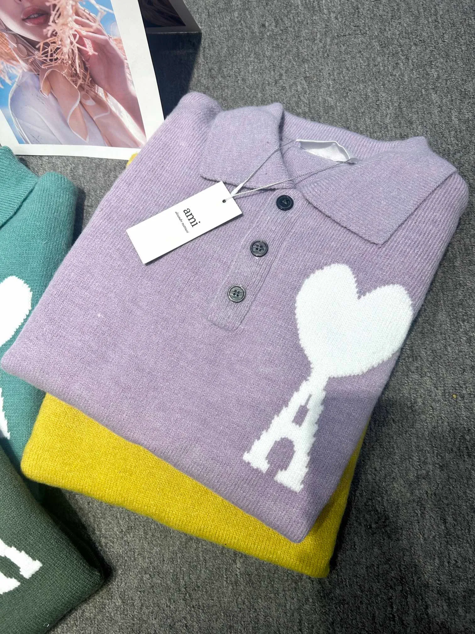 🅿️220 AW12# #Amiparis autumn and winter knitted polo versatile sweater for men and women Size: S M L XL Color: Yellow Purple Military Green Grass Green