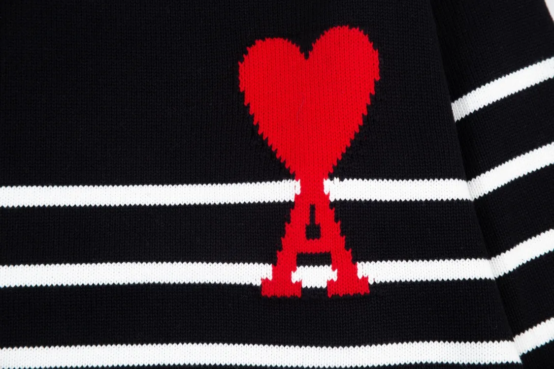 P190 CYA63# AMI Paris 22 autumn and winter new Ami de Coeur love stripe classic turtleneck sweater for men and women Color: Black White Size: S-XL