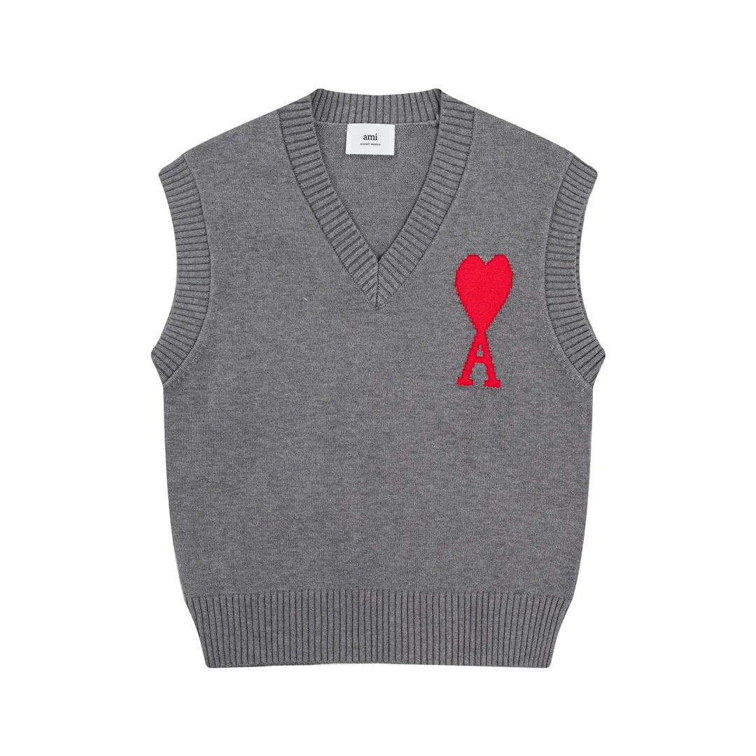 CYA59# Ami Alexander Mattiussi22 new autumn and winter style red love letter V-neck sleeveless sweater vest, same style for men and women. Color: black white gray rose red bright red sapphire blue gray black heart Size: S-XL