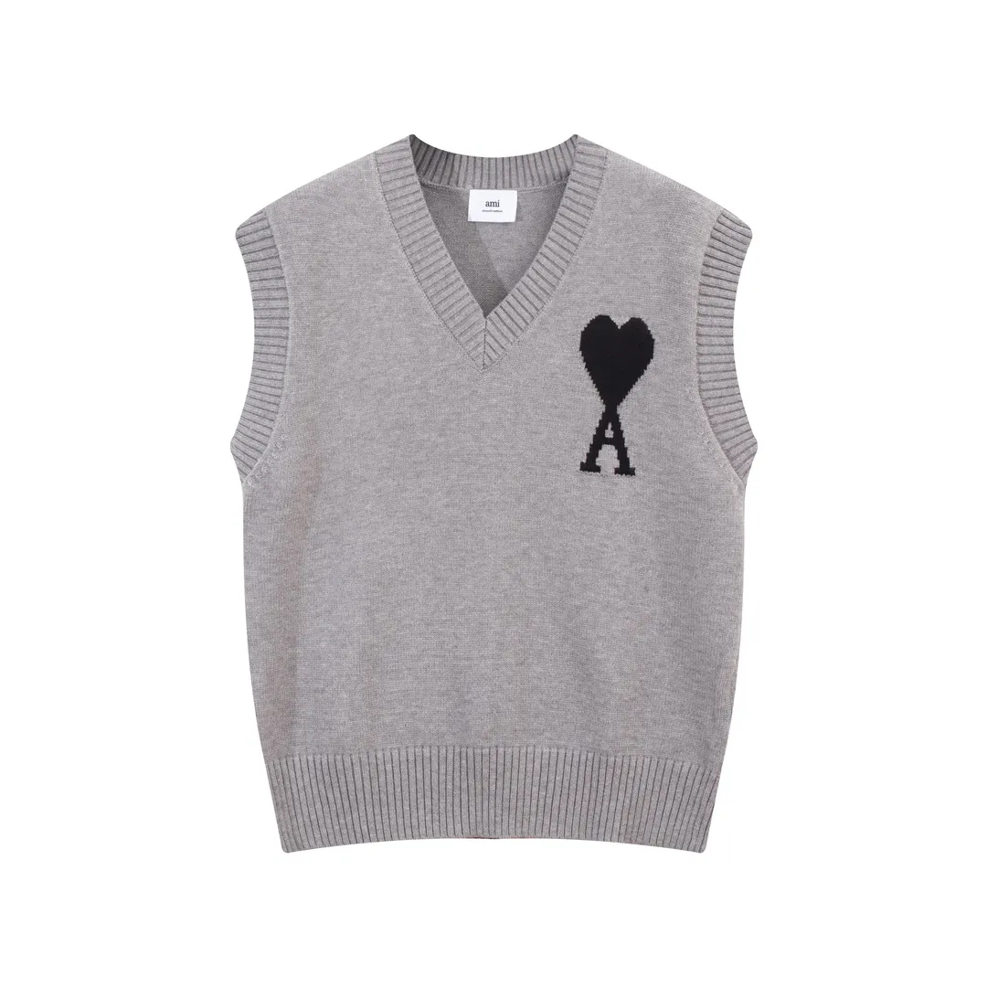 CYA59# Ami Alexander Mattiussi22 new autumn and winter style red love letter V-neck sleeveless sweater vest, same style for men and women. Color: black white gray rose red bright red sapphire blue gray black heart Size: S-XL
