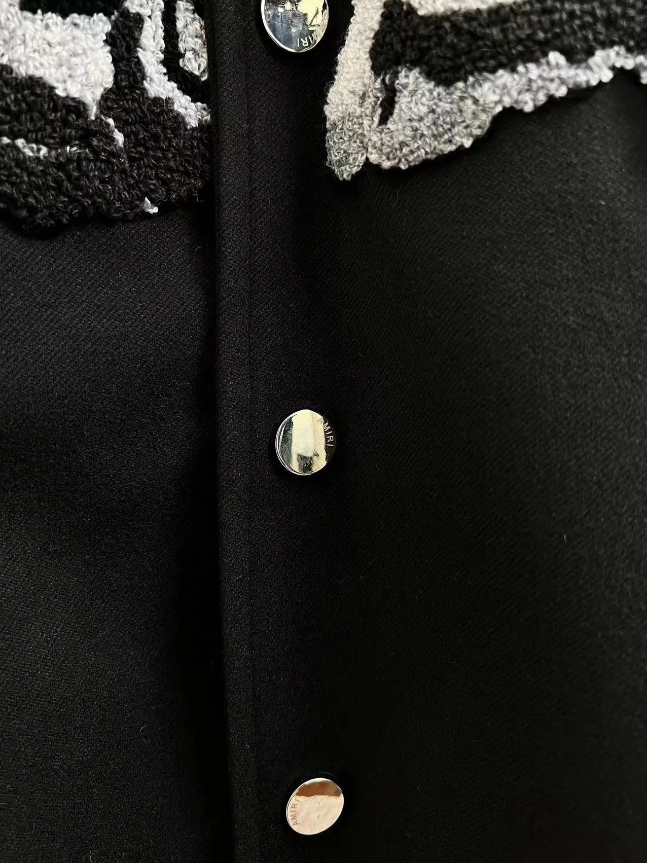 7046#P536 [WESLANG co-branded] AMIRI 2022 autumn and winter new men's clothing skull embroidered jacket and cotton baseball uniform. Color: black. Size: S M L XL