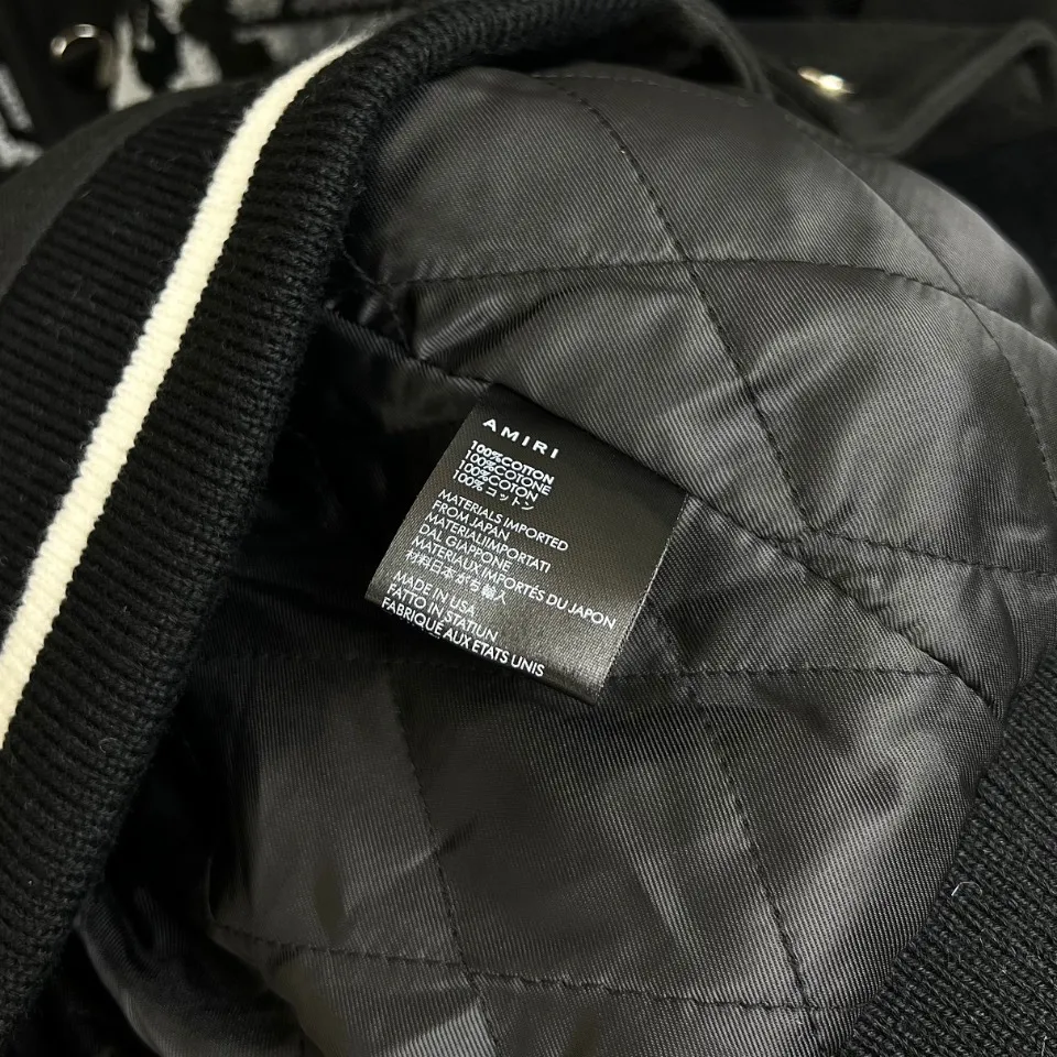 7046#P536 [WESLANG co-branded] AMIRI 2022 autumn and winter new men's clothing skull embroidered jacket and cotton baseball uniform. Color: black. Size: S M L XL