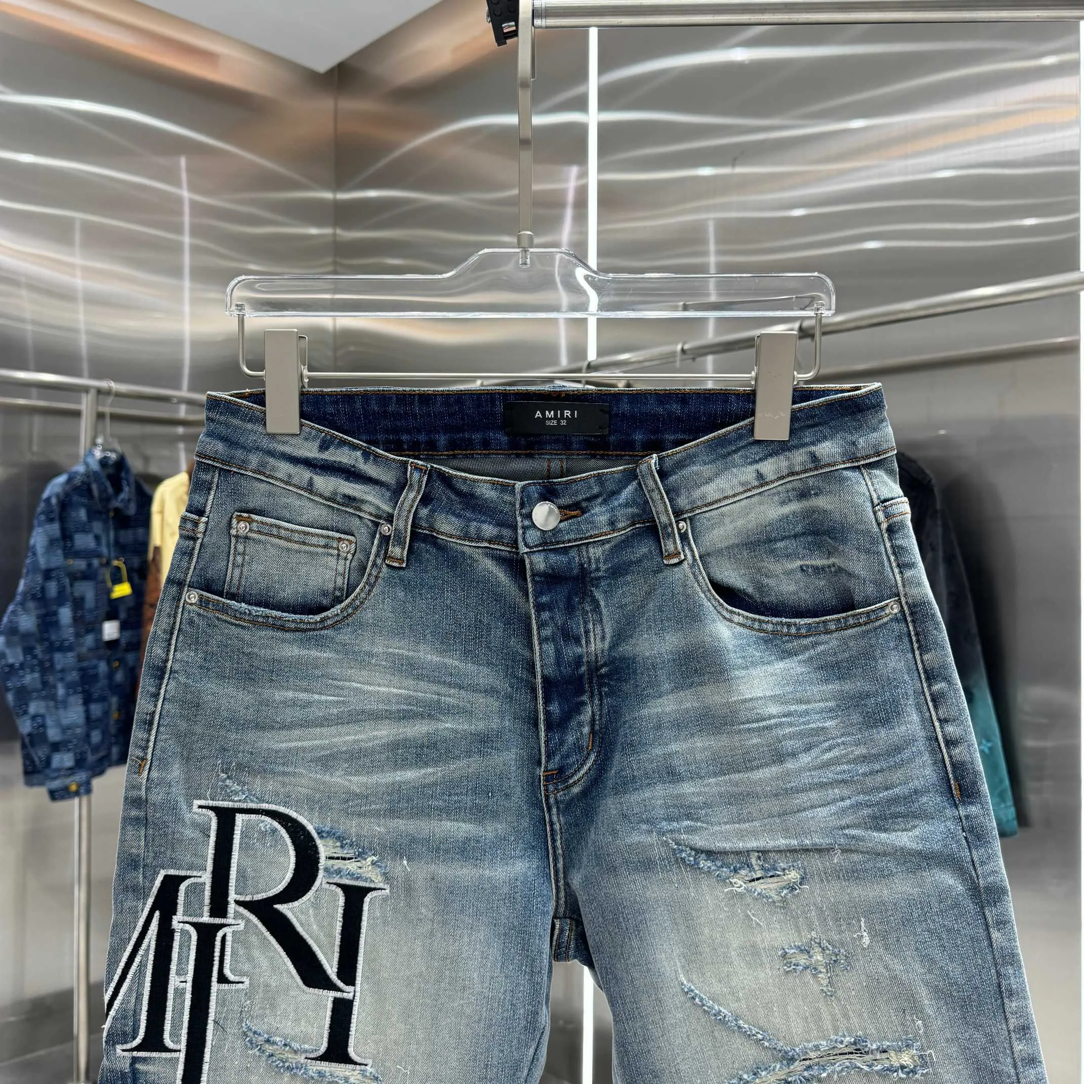 P260 Amiri ripped letter embroidery craft street fashion jeans shorts color blue size 30 32 34 36 38