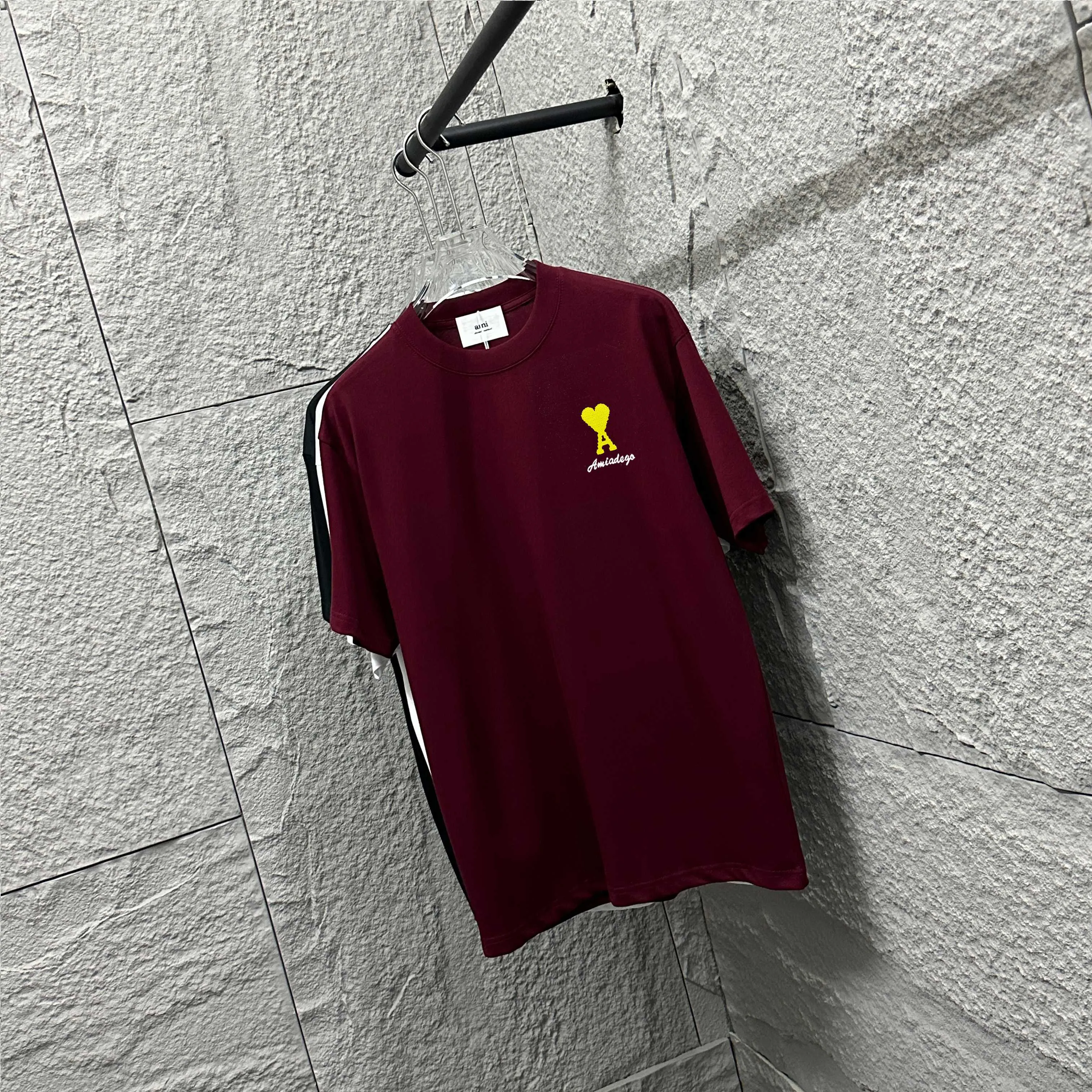 🅿️180 Ami* 2025 spring and summer new style Embroidered yellow love letters Customized double yarn plain cotton fabric Short-sleeved T-shirt Unisex Color: Black White Floral Gray Angora Red Size: S (90-130 catties) M (120-150 catties) L (140-165 catties) XL (160-180 catties) XXL (180-210 pounds)