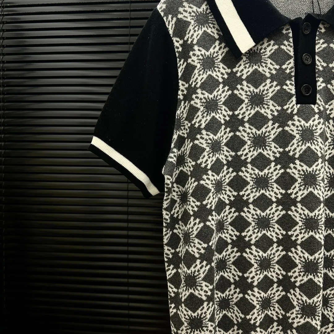 P280 Style: AMIRI full-print knitted POLO short sleeves Size: S-XXL Fabric: Wool blend Accessories: Full set of customized original accessories No gender distinction, same style for men and women