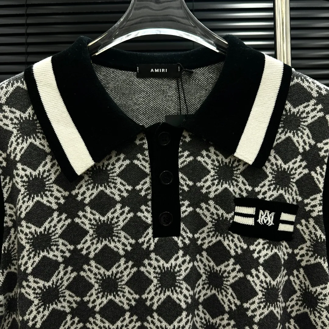 P280 Style: AMIRI full-print knitted POLO short sleeves Size: S-XXL Fabric: Wool blend Accessories: Full set of customized original accessories No gender distinction, same style for men and women