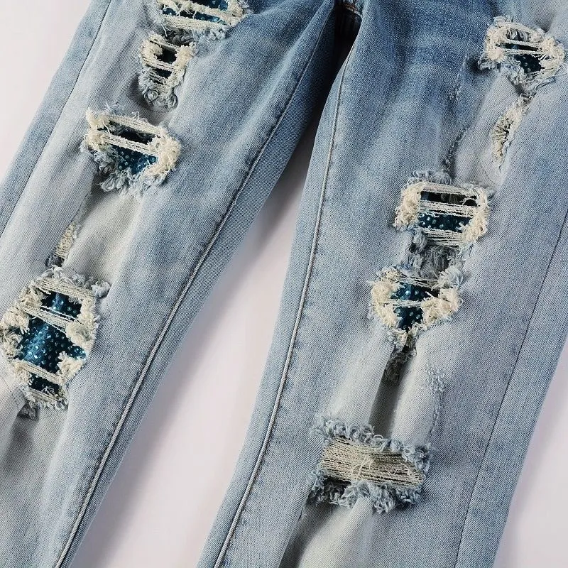 P168 💰 AMIRI patch embroidery jeans trousers AMIRI high street basic ripped tight elastic jeans trousers amiri brand jeans break the production process and cutting of the original jeans, the fabrics are softer and more comfortable Hand-sewn collar label Customized logo buttons Genuine leather tag Color: Picture color Size: 30-32-34-36