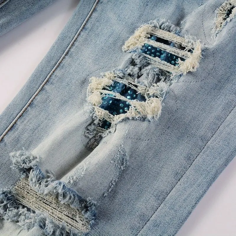 P168 💰 AMIRI patch embroidery jeans trousers AMIRI high street basic ripped tight elastic jeans trousers amiri brand jeans break the production process and cutting of the original jeans, the fabrics are softer and more comfortable Hand-sewn collar label Customized logo buttons Genuine leather tag Color: Picture color Size: 30-32-34-36