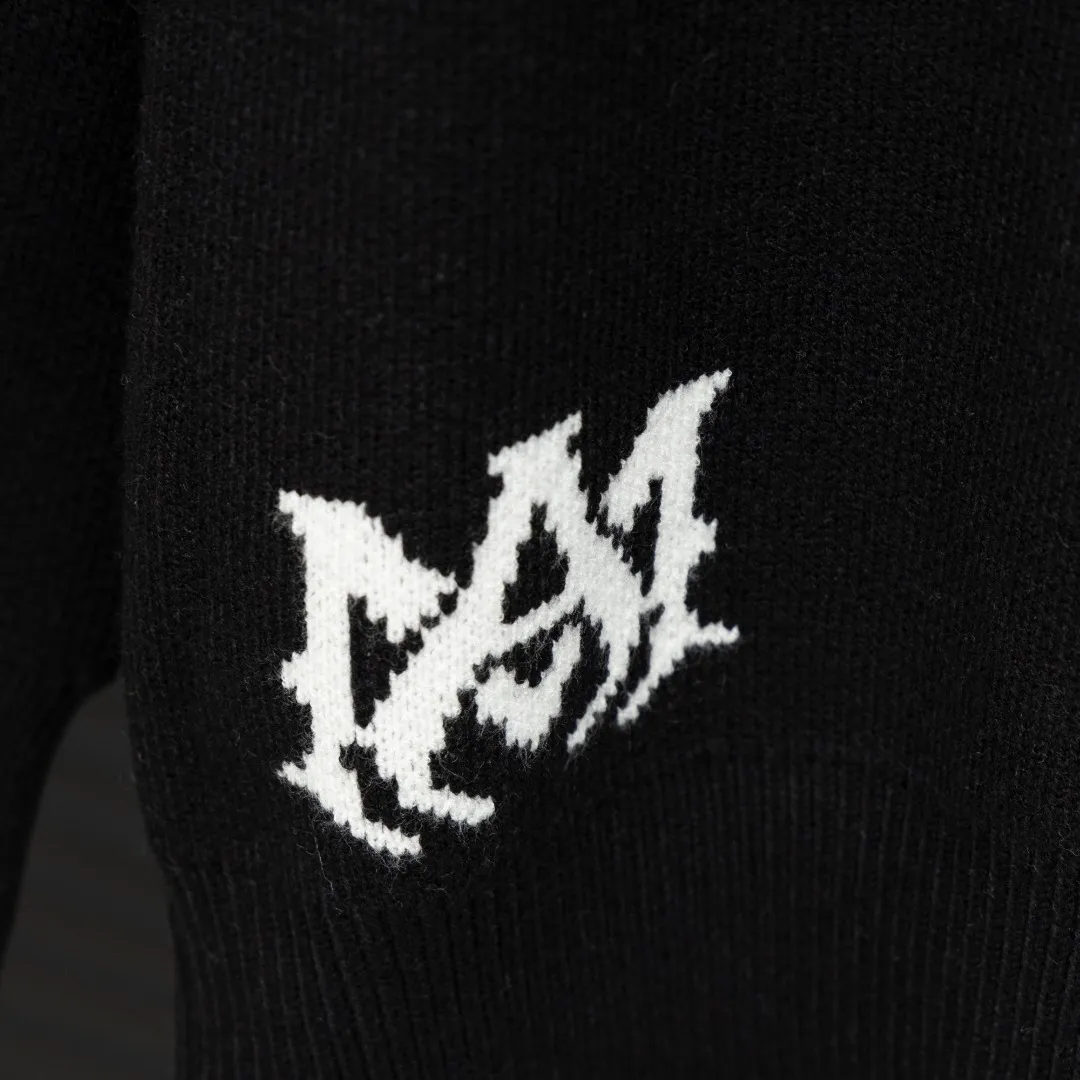 P300 Style: AMIRI Emir 3D letter number 22 long-sleeved sweater Size: S-XXL Fabric: Wool blend Accessories: Full set of customized original accessories No gender distinction, same style for men and women