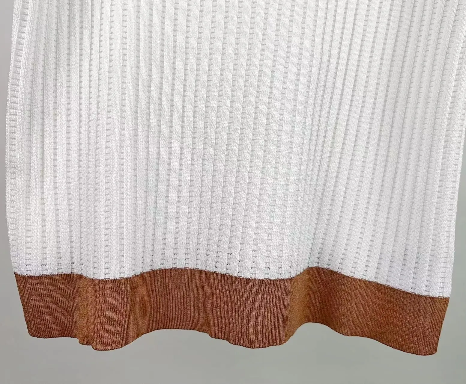 P210 🎉AMIRI new sweater short-sleeved POLO shirt, thin and breathable, embroidery on the chest, color: white black orange number: S M L XL XXL