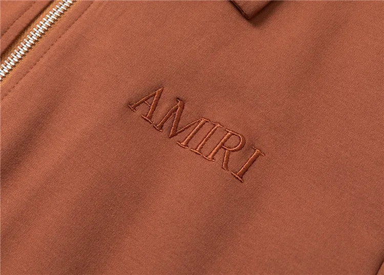 P580 🌸🌸🌸 Amiri 2025 Autumn and Winter New Style Suit High quality, top version trading company channel order, overseas boutique exclusive limited sale, classic is eternal, it is definitely worth buying! This type of suit is also a must-have. You don’t have to think about how to match it, you can just get it in one set! Customized fabric, smooth to the touch, yet stiff and stylish, giving the upper body a full texture! The overall design is simple and elegant without losing style. It has a strong sense of upper body and is definitely at the forefront of fashion. It is very comfortable to wear. There is no need to say much about the style and cut of the pants. The upper body is exquisite and vivid. It is a truly top-notch casual suit that can be used in various occasions whether it is sports or leisure time! ! !   Three complete standards Color: Picture color Size: M, L, xL, xxL, xxxL