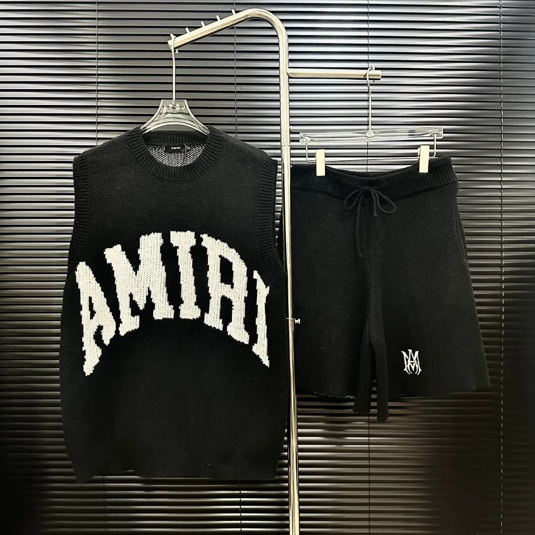 P360 The suit is not sold separately. Style: AMIRI casual knitted vest and shorts suit. Size: S-XXL. Fabric: wool blend. Accessories: full set of customized original accessories. No gender distinction. Same style for men and women.