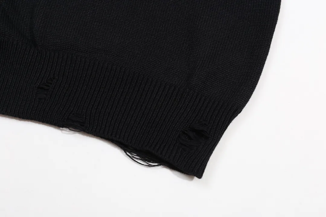 P300 AMIRI New Letter Logo Jacquard Tassel Destroyed Hole Hooded Sweater Color: White Black Size: S M L XL XXL