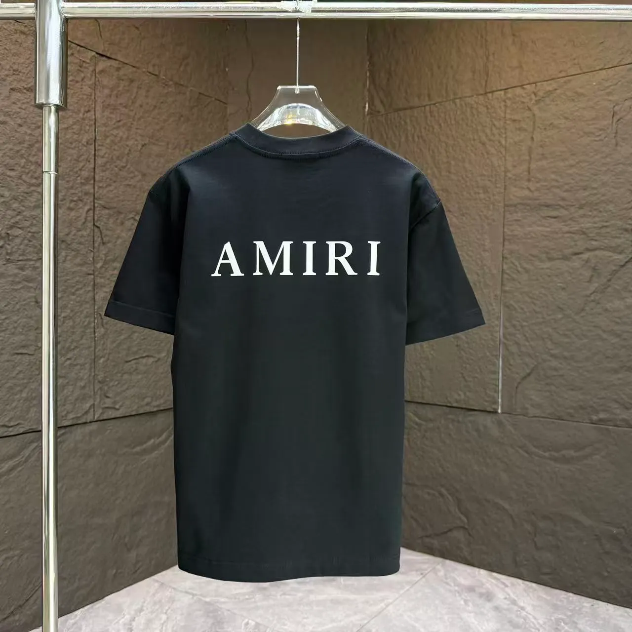 P150 AMIRI* 2025 autumn and winter new short-sleeved T-shirt Customized pure cotton letter logo three-dimensional foam Color: black white clever color dark red Size: S M L XL XXL