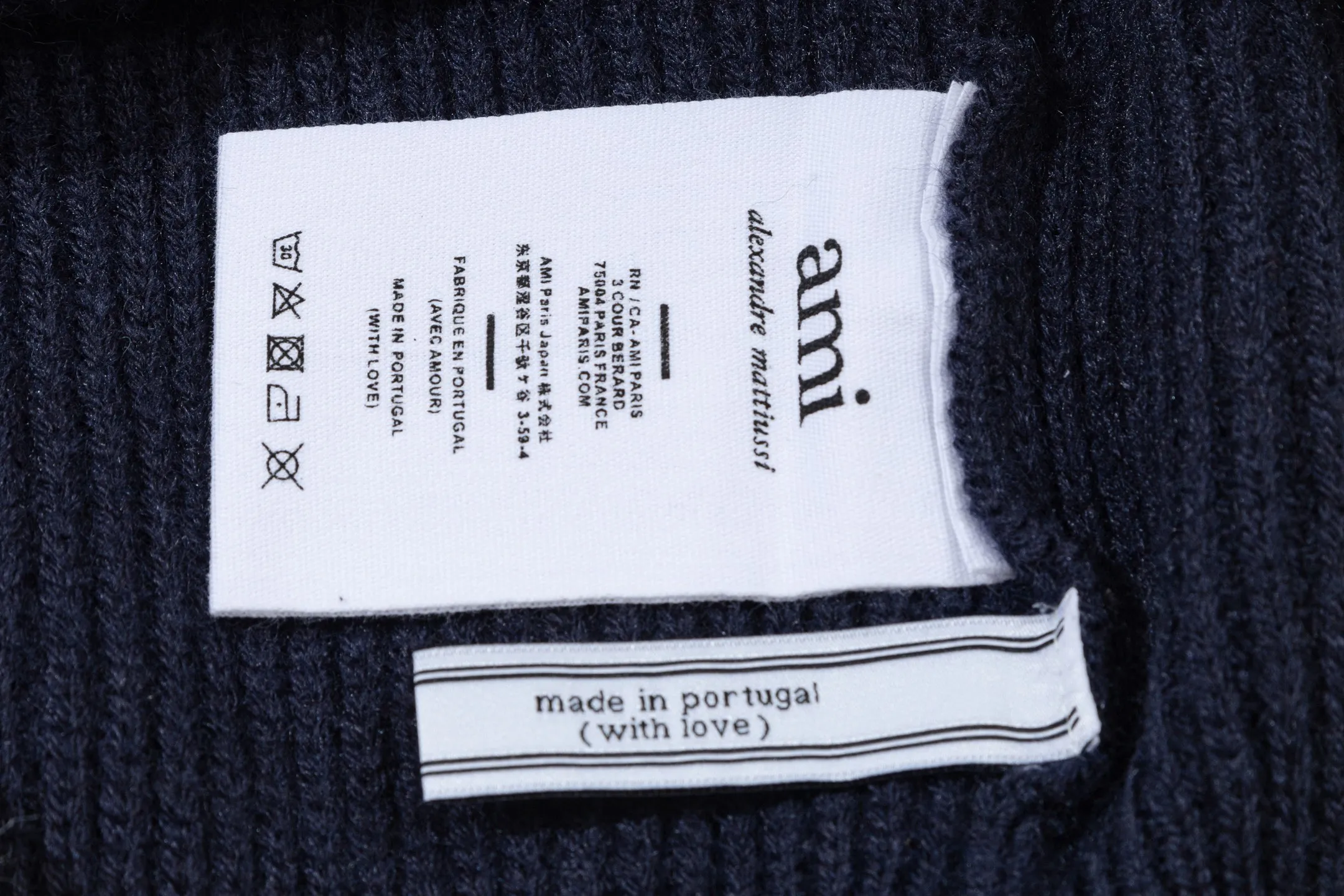 A8185# AMI Paris 2025 new autumn and winter woven ADC striped V-neck pullover long-sleeved love text logo sheep knitted sweater jacket 800G high weight Oversize version same style for men and women Color: Baolan Apricot Size: S-XL