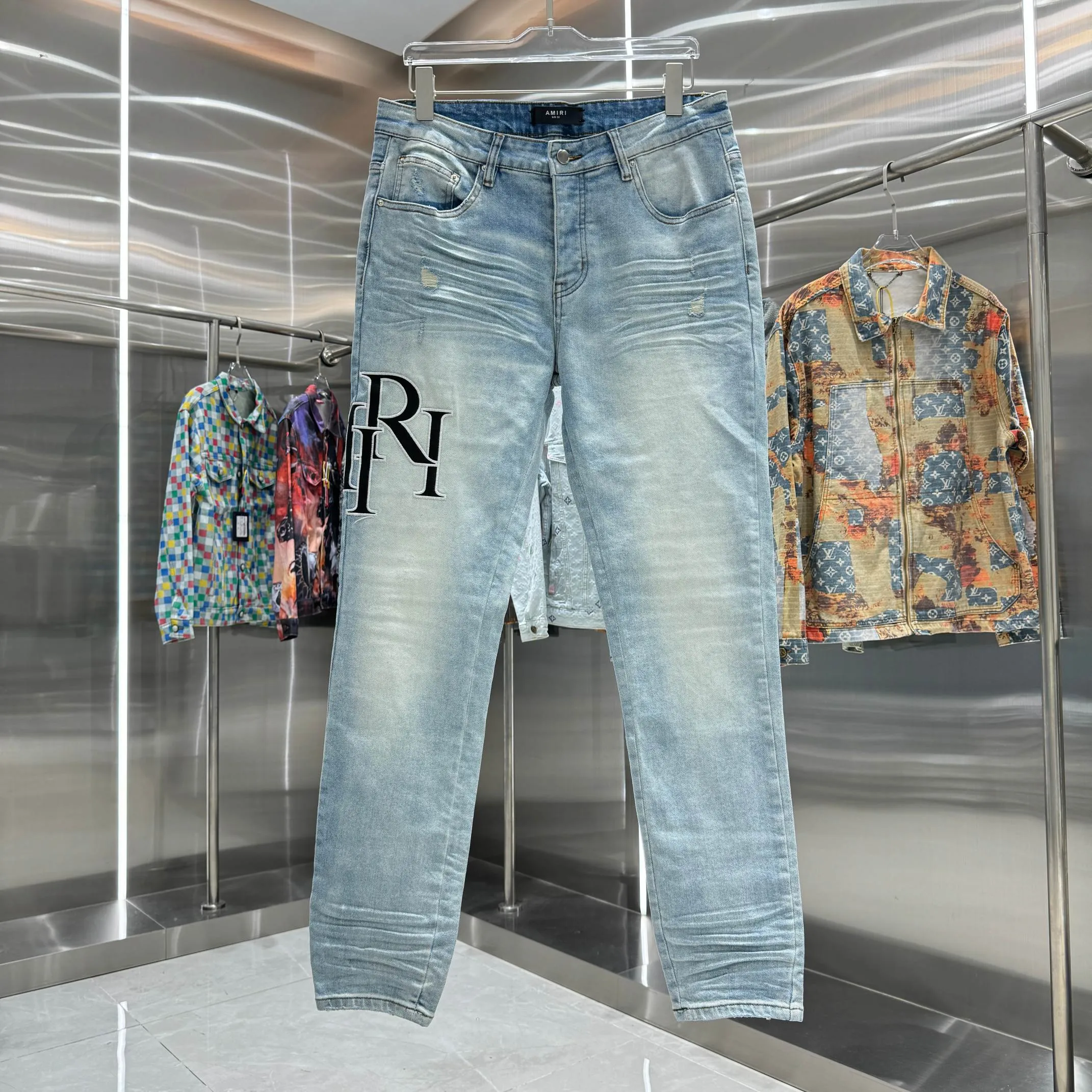 P290 Amiri letter embroidery craft street fashion slim fit stretch jeans color blue size 30 32 34 36 38