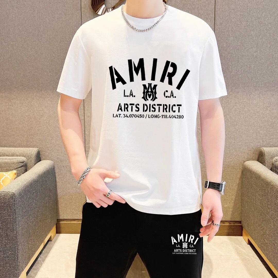 P280 Brand [AMIRI] 2025 new men’s short-sleeved shorts suit! Synchronous sales on the official website! High-end version on the market! It feels delicate and soft! Make you more comfortable to wear! The draped silhouette is awesome! Size: M-5XL (please state your height and weight when placing an order)