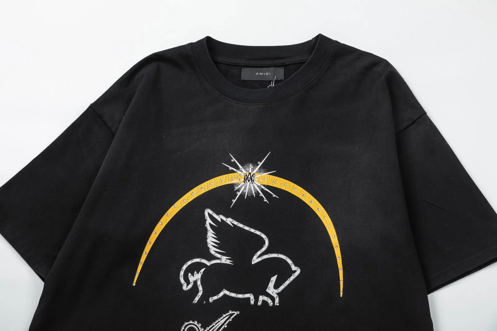 8028#P152amiri washed model with hot diamond printing logo, made of 300g weight fabric, color: black. Size: S M L XL