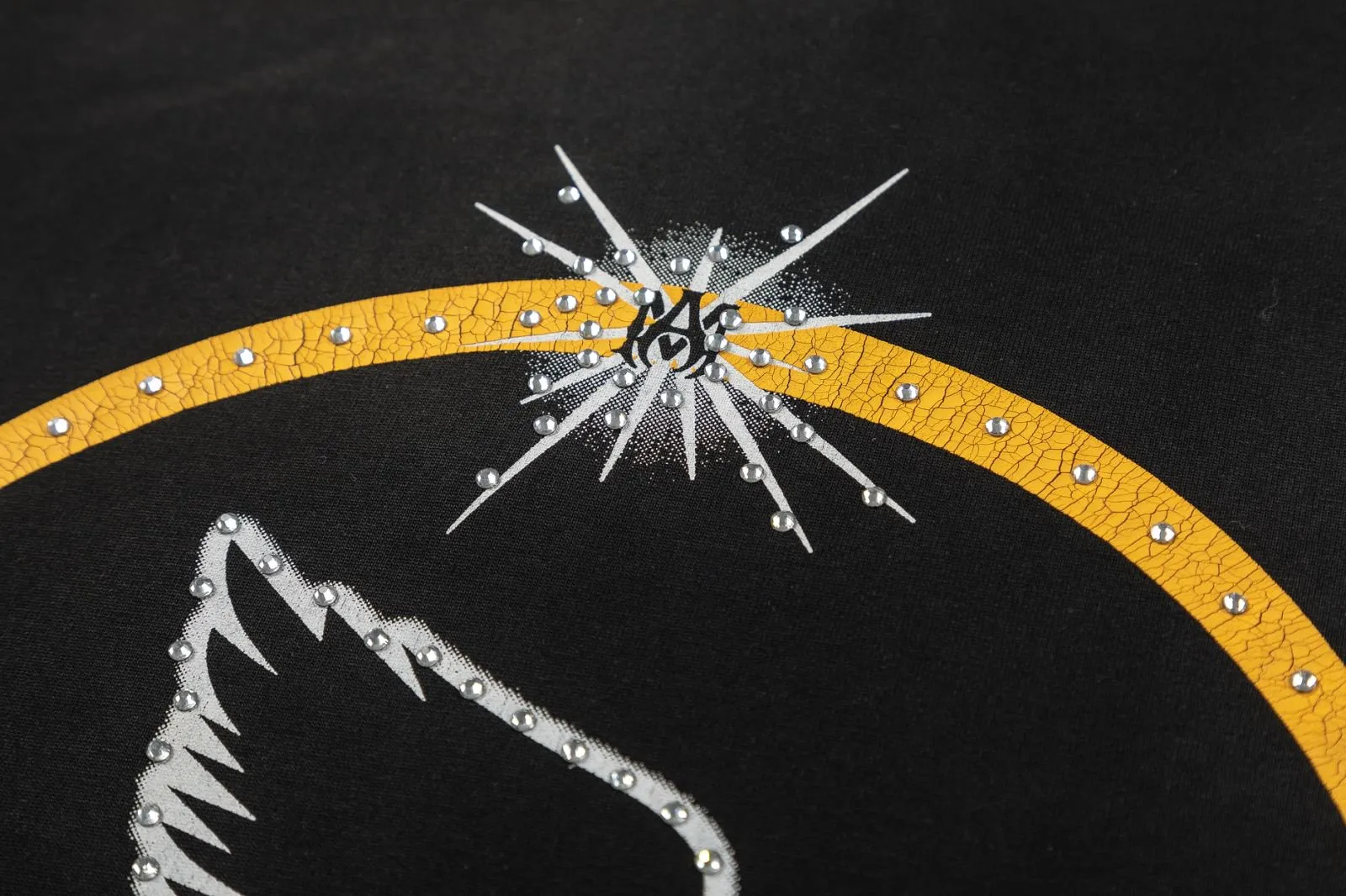 8028#P152amiri washed model with hot diamond printing logo, made of 300g weight fabric, color: black. Size: S M L XL