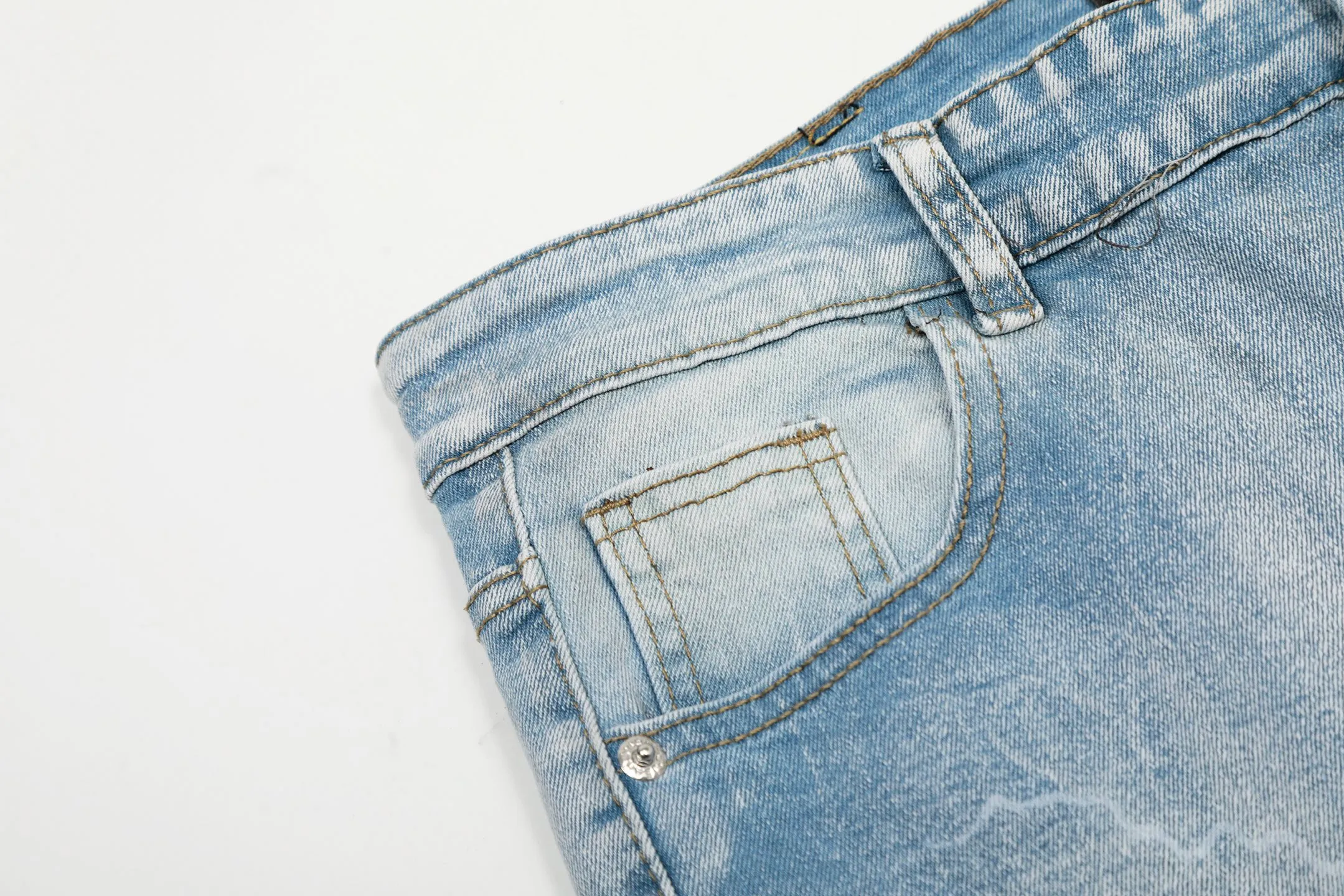 #M09 P168💰 AMIRI patch embroidery jeans trousers AMIRI high street basic ripped tight elastic jeans trousers amiri brand jeans break the production process and cutting of the original jeans, the fabrics are softer and more comfortable Hand-sewn collar label Customized logo buttons Genuine leather tag Color: blue Size: 30-32-34-36
