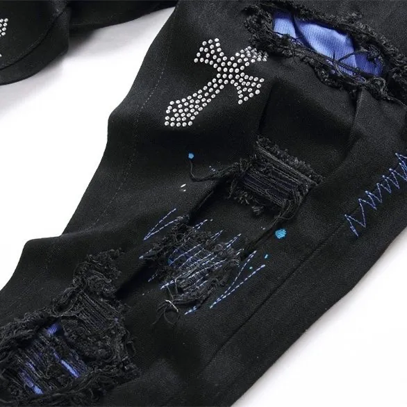 P246 💰 (Top version) AMIRI popular high street jeans slim fit stretch washed knife cut trousers for men. AMIRI amiri is transliterated as Emil, which is the name of the founder. Mike Amiri, the founder of amiri, grew up in Los Angeles, USA. He was influenced by local street culture and Punk Rock since childhood, so he founded the amiri brand named after himself. A variety of trendy clothing meets the needs of different fashion players. Amiri clothing has novel and unique styles and is a well-known street brand in the United States. The styles and styles of many clothes are loved by many street photographers. The various clothing styles meet the dressing needs of different people, show their unique temperament, and show the trend of dressing. amiri's jeans are relatively famous. Not only do they have many styles, but the quality of the jeans is also very good. Many celebrities have also worn amiri brand jeans. Color: Picture color Size: 28, 30, 32, 34, 36 28 30 32 34 36 Waist 71 76 81 86 91 Qianlang 26.5 27.5 28.5 29.5 30.5 Hou Lang 37 38 39 40 41 Foot 14 14.8 15.6 16.4 17.2 Foreign Minister 100 102 104 106 107