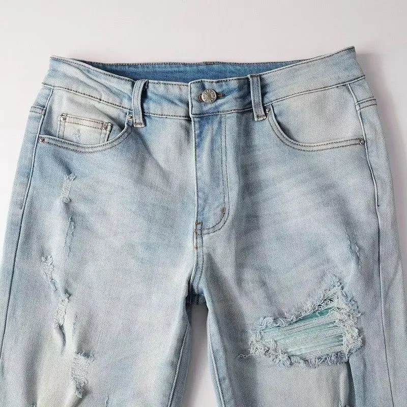 #M68 P168💰 AMIRI patch embroidery jeans trousers AMIRI high street basic ripped tight elastic jeans trousers amiri brand jeans break the production process and cutting of the original jeans, the fabrics are softer and more comfortable Hand-sewn collar label Customized logo buttons Genuine leather tag Color: Picture color Size: 30-32-34-36