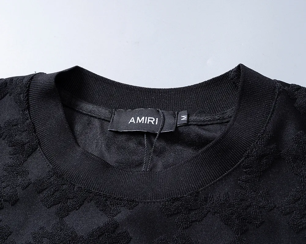 P130 Mili's 2026 spring and summer new men's round neck short-sleeved T-shirt, terry jacquard fabric, stylish and handsome, comfortable fabric, rigorous workmanship, and neat wiring. Good upper body effect·Size M-3XL black