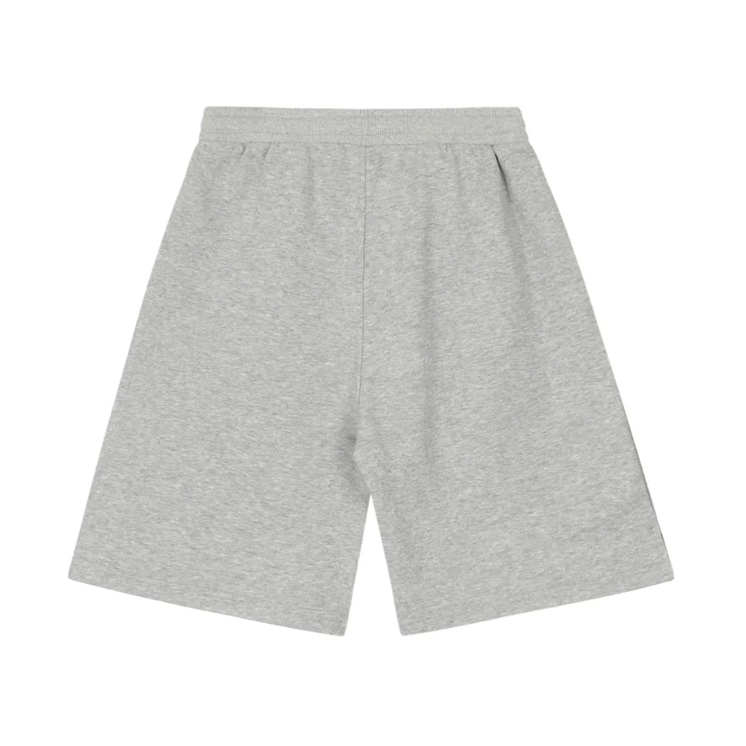 AMI/Amy Macaron Embroidered Heart Classic Shorts Put aside all the messy words and let’s go directly to the product parameters: ✅380g customized rough-feel fabric ✅Correct workmanship Every detail is 100% restored to the official website ✅Threads are made of 500g high-gram heavyweight pure cotton threads Custom-woven and dyed in the same color in the same vat No color difference with the fabric Machine washable and not easy to deform ✅No comparison and no damage Differentiating the market currency Correct workmanship details High-quality pure cotton fabric ✅The webbing is made of custom-dyed high-density and high-thickness webbing. Comparing with the official website. ✅The only correct embroidery of the same material on the market. Differentiating the fakes on the market at a glance. ✅The version follows the official website. It is loose and slim and can wear 210 pounds. There is no pressure for global shopping. Size: S-XL. Color (6 colors): Black, White, Gray, Navy Khaki, Rose Pink.