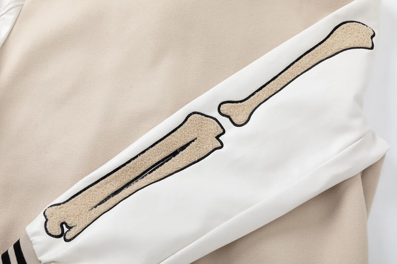 7153#P430AMIRI bone embroidery model, sleeves hit leather. Color: coffee, apricot, size: S M L XL