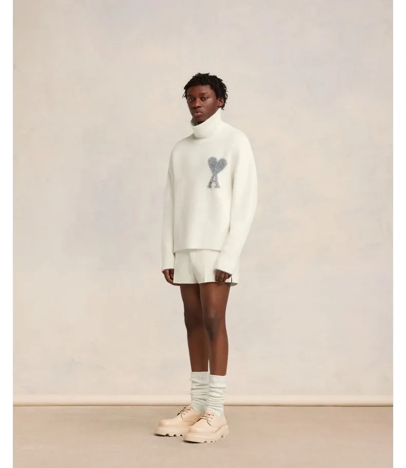 A8149# [Christmas Capsule Series] AMI Paris 2023 autumn and winter new silver big heart alpaca blended soft and waxy knitted turtleneck sweater Oversize version Uniform style for men and women Color: off-white Size: S-XL