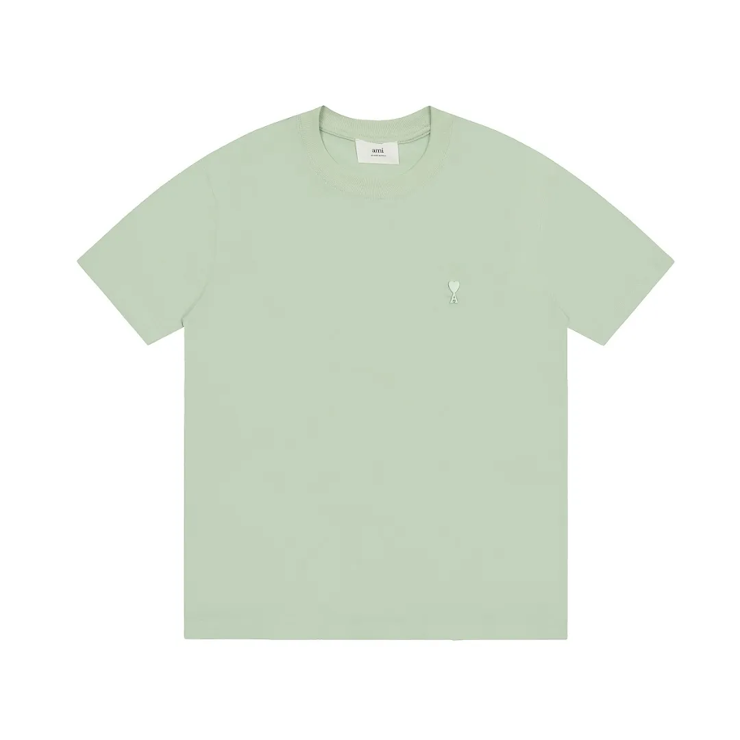 Ami Amy 2024ss Spring New Style Classic Metal Chapter Short Sleeves ✅Correct version of customized metal. There is no small embroidery mark on the reverse side. The maximum size can be worn up to 230 pounds. No pressure to export to Europe and the United States. Size S-XL Color: Black, White, Apricot, Navy Blue, Burgundy, Pink, Sky Blue, Mint Green
