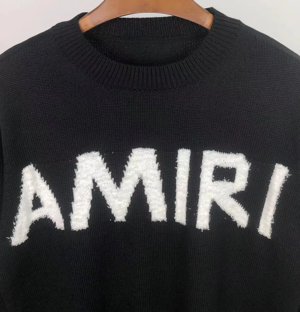 P230 🎉 AMIRI new style letter Logo jacquard, tassels destroyed holes European and American style sweater, color: pearl white, black size: S M L XL XXL