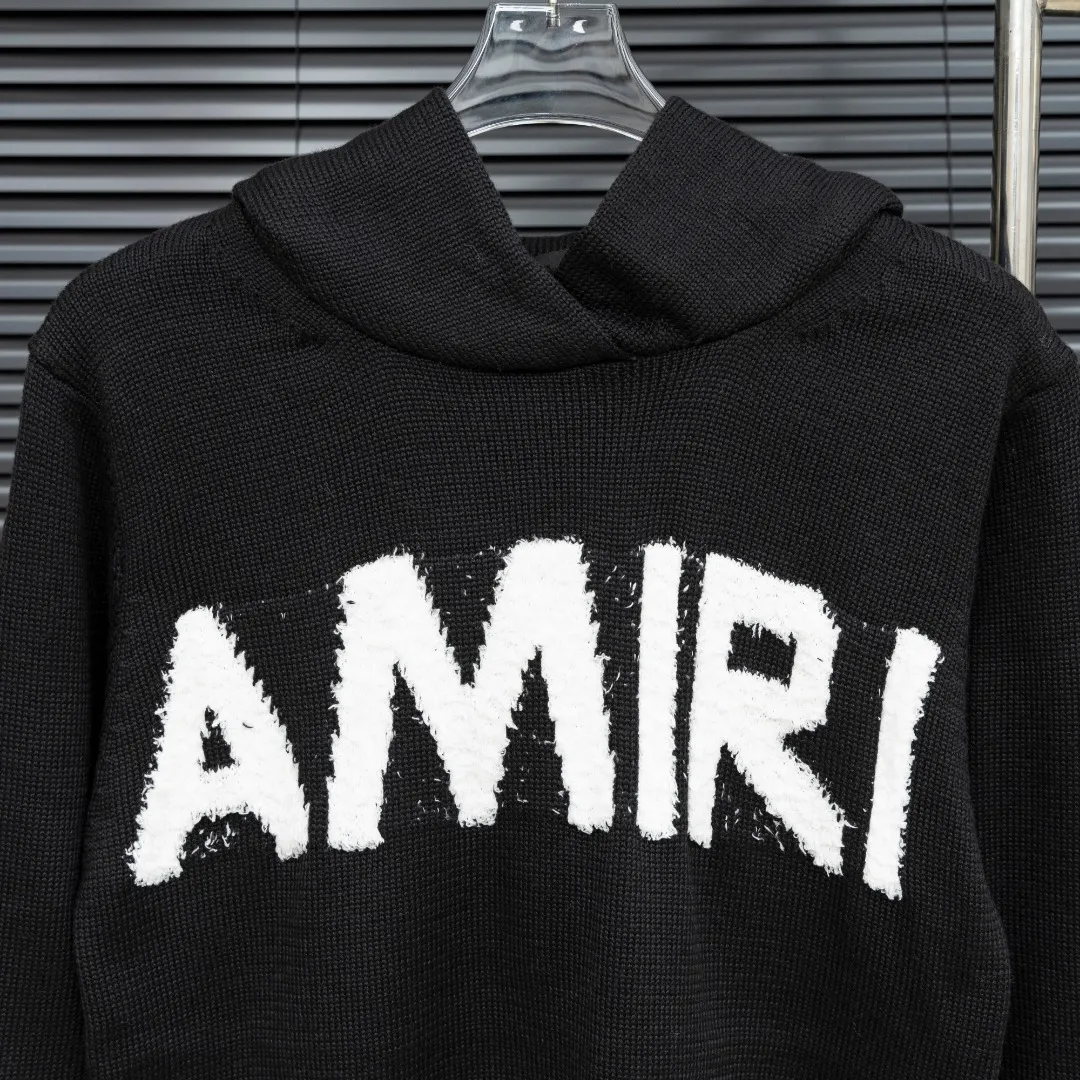 P310 Style: AMIRI distressed knitted hooded long-sleeved sweater Size: S-XXL Fabric: Wool blend Accessories: Full set of customized original accessories No gender distinction, same style for men and women
