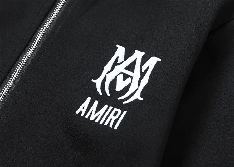 P580 🌸🌸🌸 Amiri 2025 Autumn and Winter New Style Suit High quality, top version trading company channel order, overseas boutique exclusive limited sale, classic is eternal, it is definitely worth buying! This type of suit is also a must-have. You don’t have to think about how to match it, you can just get it in one set! Customized fabric, smooth to the touch, yet stiff and stylish, giving the upper body a full texture! The overall design is simple and elegant without losing style. It has a strong sense of upper body and is definitely at the forefront of fashion. It is very comfortable to wear. There is no need to say much about the style and cut of the pants. The upper body is exquisite and vivid. It is a truly top-notch casual suit that can be used in various occasions whether it is sports or leisure time! ! !   Three complete standards Color: Picture color Size: M, L, xL, xxL, xxxL