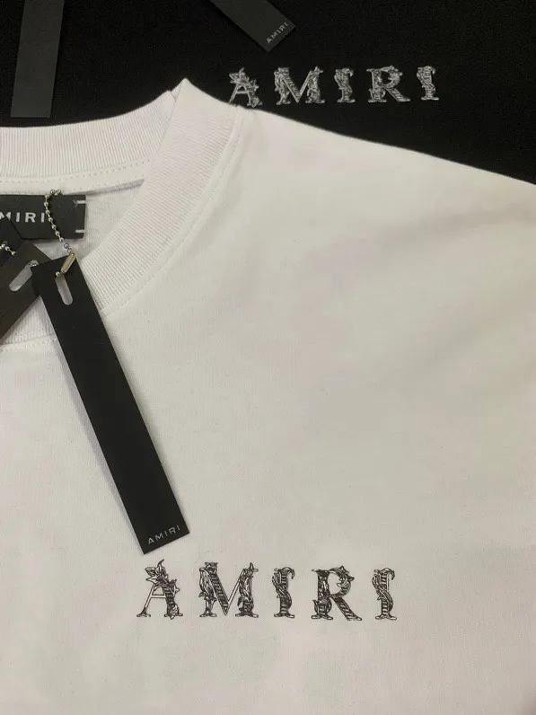 695 P120 AMIRI real shot black white hanging S. M. L. XL