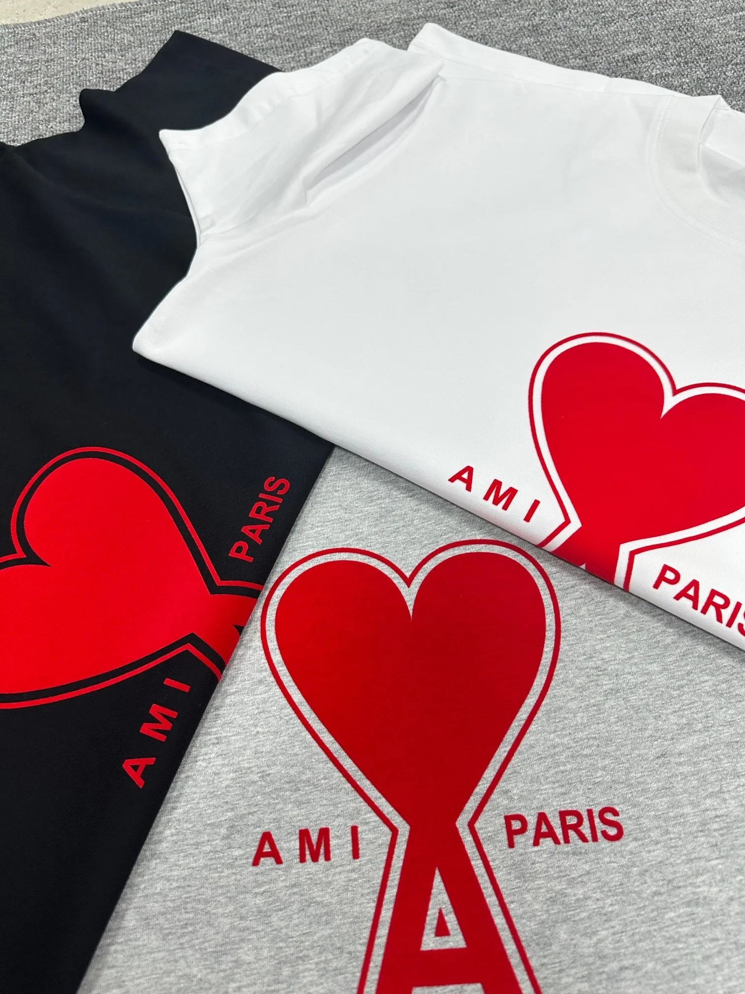 🅿️180 Ami* 2025 spring and summer new style Ami love letter red flocking Customized double yarn plain cotton fabric Short-sleeved T-shirt Uniform for men and women Color: black white floral gray Size: S (90-130 pounds) M (120-150 pounds) L (140-165 pounds) XL (160-180 pounds) XXL (180-210 pounds)