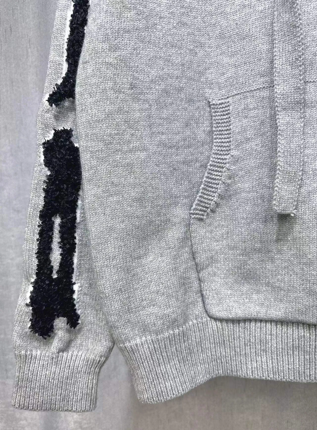 P290 🎉AMIRI new hooded sweater, logo embroidery on the chest + belly bag, 1:1 towel embroidery on the sleeves. Color: apricot white, red, gray, black, size: S M L XL XXL