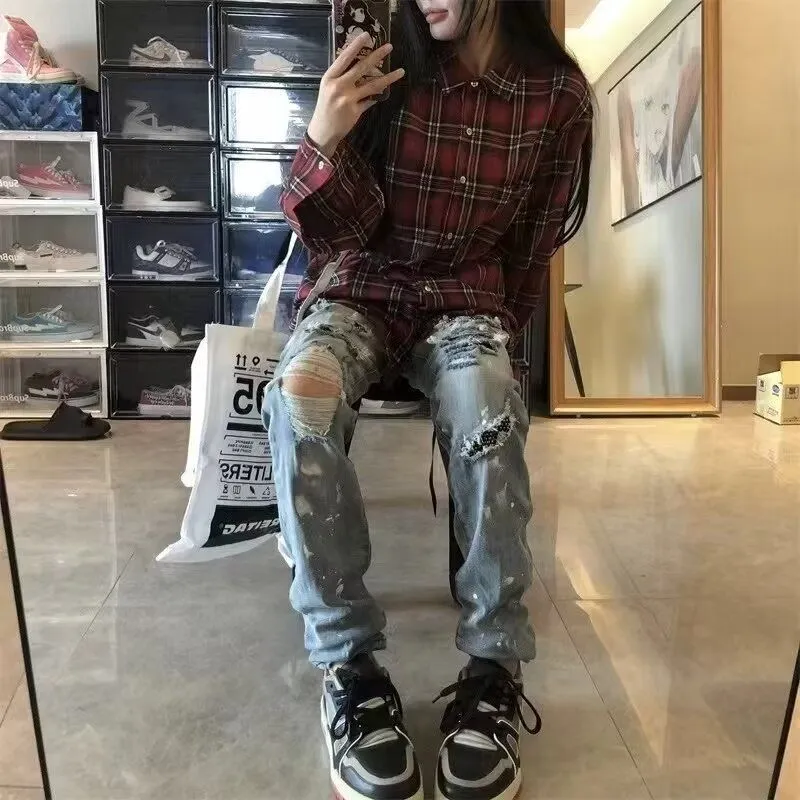 #M63 P168💰 AMIRI splashed ink jeans trousers AMIRI high street basic ripped tight elastic jeans trousers amiri brand jeans break the production process and cutting of the original jeans, the fabrics are softer and more comfortable Hand-sewn collar label Customized logo buttons Genuine leather tag Color: Picture color Size: 30-32-34-36