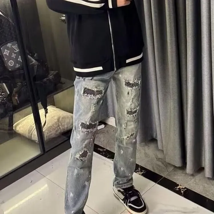#M63 P168💰 AMIRI splashed ink jeans trousers AMIRI high street basic ripped tight elastic jeans trousers amiri brand jeans break the production process and cutting of the original jeans, the fabrics are softer and more comfortable Hand-sewn collar label Customized logo buttons Genuine leather tag Color: Picture color Size: 30-32-34-36