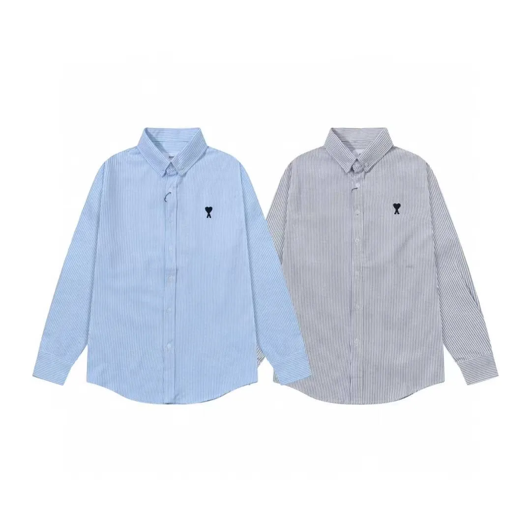 2218# AMI Paris 2025 Autumn and Winter Black classic small love embroidery on the chest Casual cotton striped long-sleeved Oxford shirt Original custom-made 180g pure cotton fabric Regular version Same style for men and women Color: Black and white Blue and white Size: S-XL