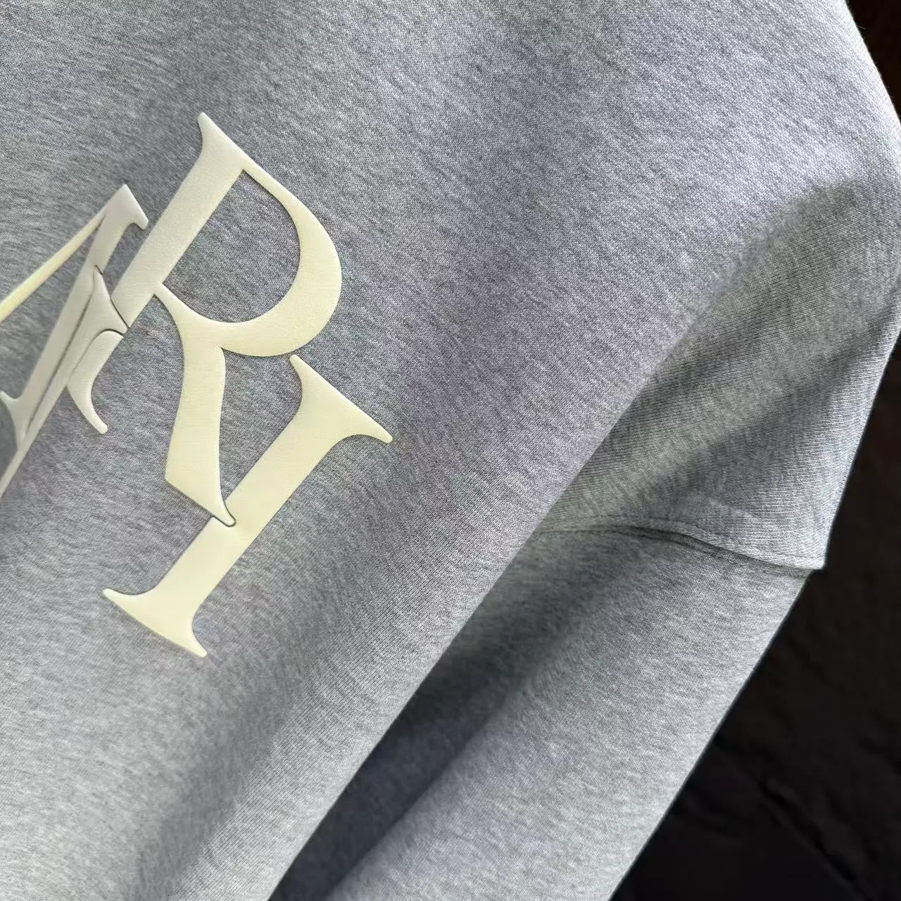 P200 AMIRI* 2025 autumn and winter new round neck sweatshirt 400g terry cotton letter logo three-dimensional foam Color: Black White Gray Purple Size: S M L XL XXL
