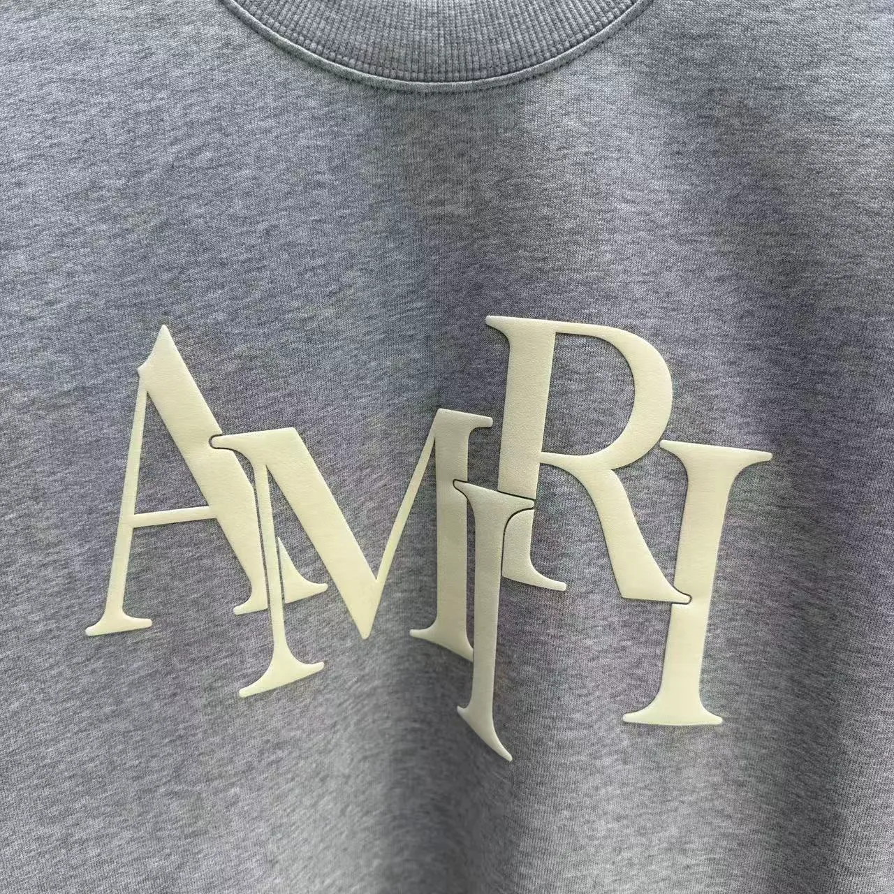 P200 AMIRI* 2025 autumn and winter new round neck sweatshirt 400g terry cotton letter logo three-dimensional foam Color: Black White Gray Purple Size: S M L XL XXL