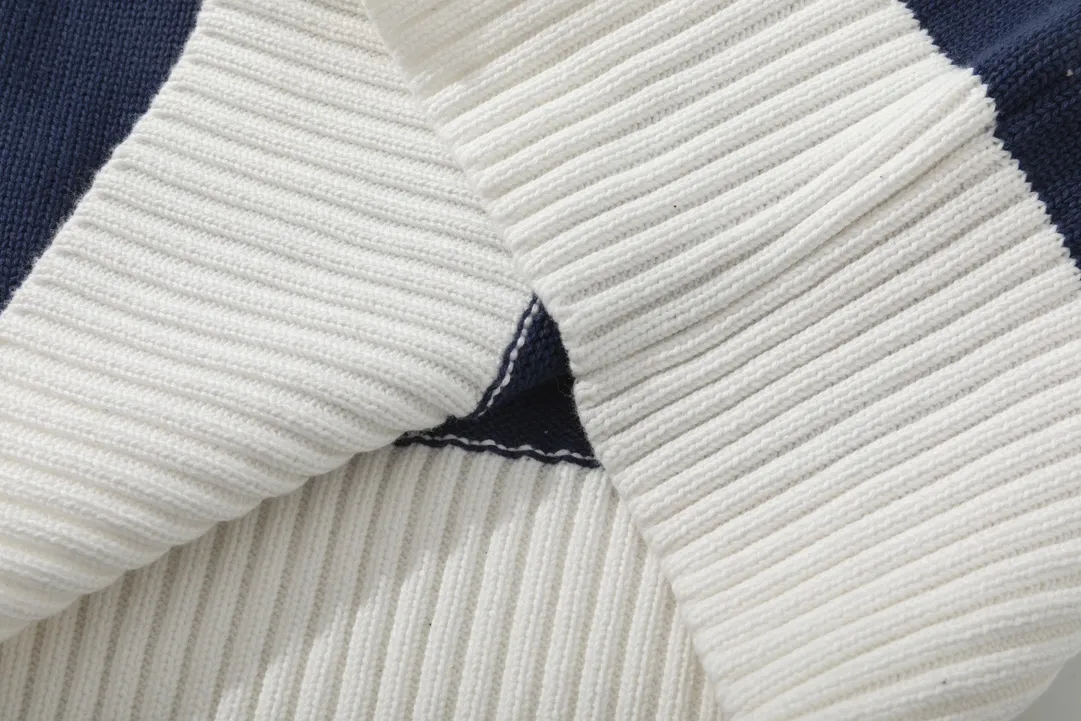A088# AMI Paris2023 new sleeveless striped sweater vest vest with small love heart towel embroidery on the chest. Carefully woven with cotton and wool blended yarn. Same style for men and women. Color: black and white, blue and white. Size: S-XL.