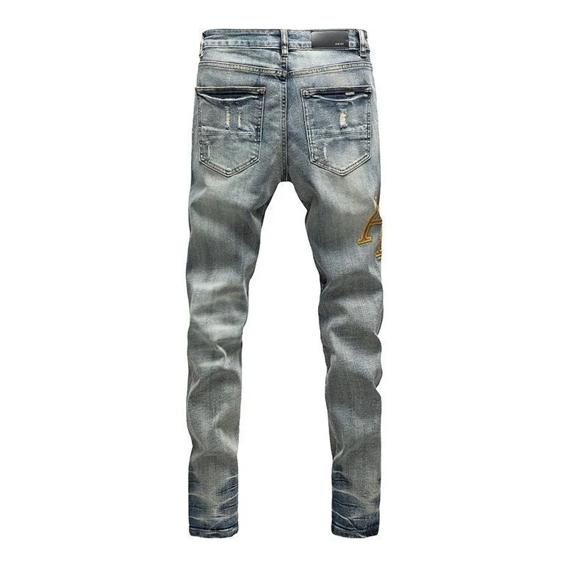 P166 Top replica AMIRI denim shorts AMIRI high street basic ripped tight stretch jeans trousers Amiriamiri is transliterated as Emil, which is the name of the founder. Mike Amiri, the founder of amiri, grew up in Los Angeles, USA. He was influenced by the local street culture Rock since he was a child, so he founded the amiri brand named after himself. A variety of trendy clothing meets the needs of different fashion players. Amiri clothing has novel and unique styles and is a well-known street brand in the United States. Many of its styles and styles are loved by many street photographers. Various clothing styles meet the needs of different people, show their unique temperament, and show the trend of dressing. amiri's jeans are relatively famous. Not only do they have many styles, but the quality of the jeans is also very good. Many celebrities have also worn amiri brand jeans. Fashionability.  Color; picture color Size: m l xl xxl